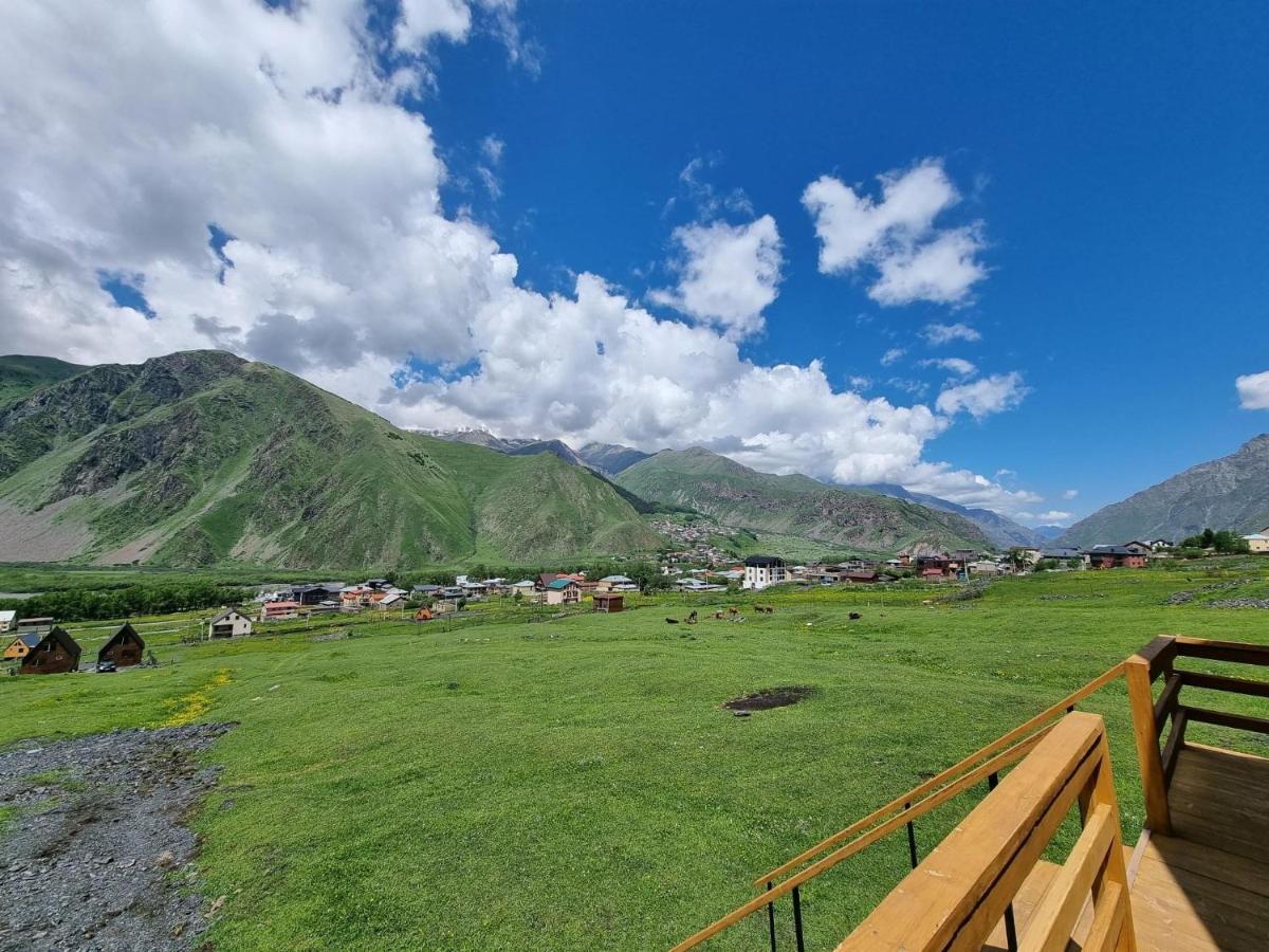 Memory Hut_Kazbegi Apartment Bagian luar foto