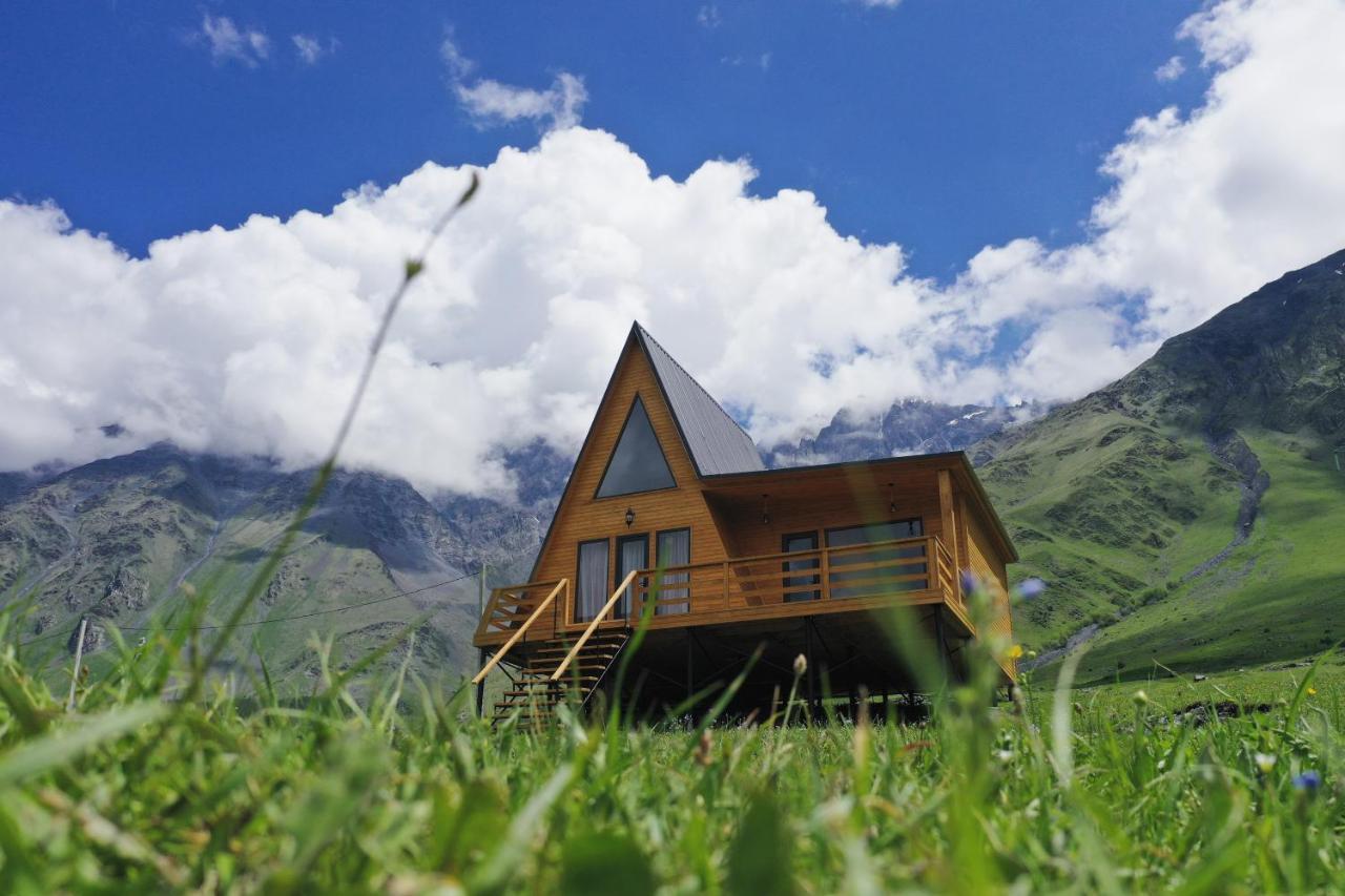 Memory Hut_Kazbegi Apartment Bagian luar foto