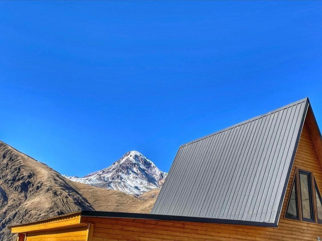 Memory Hut_Kazbegi Apartment Bagian luar foto